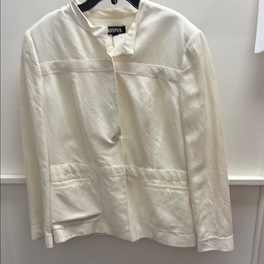 Women’s Ivory Linen Jacket by Kasper